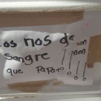 Hallan hielera con una cabeza de cerdo y dos mensajes en calles de Guadalajara
