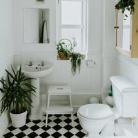 Consejos prácticos para decorar con buen gusto un baño pequeño