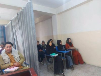 "Los derechos fundamentales de mujeres y niñas están bajo ataque"" en Afganistán: ONU