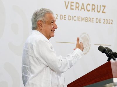 AMLO confirma que relanzará Mexicana; anuncia beneficios para los viajeros