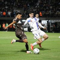 El Tomba le ganó a Platense