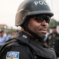 Horror en Nigeria: la Policía descubrió 20 cuerpos momificados en una casa