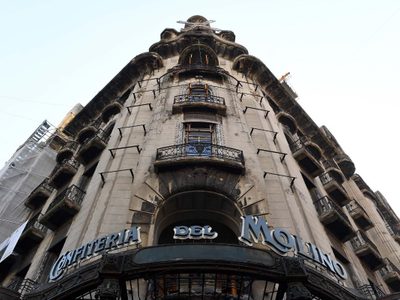 La confitería del Molino recobra vida después de años de abandono