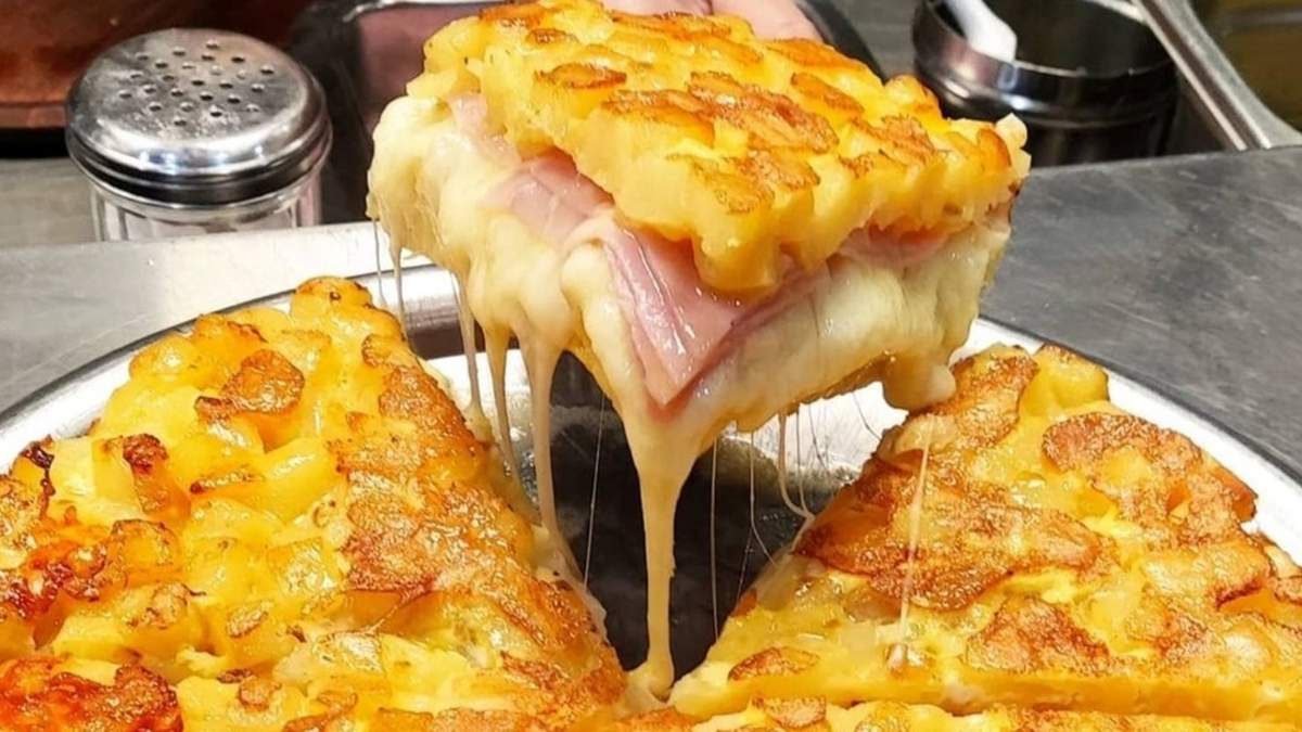 Tortilla de papas rellena. Fuente: (X)