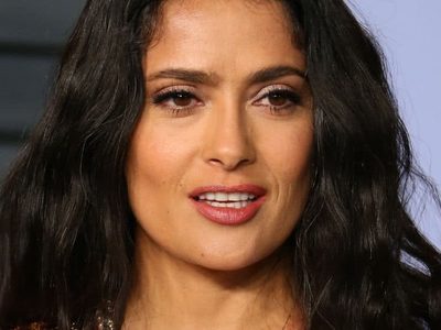 ¡Rompe el silencio! Salma Hayek cuenta la verdad sobre las fotos y el vergonzoso momento con Eminem