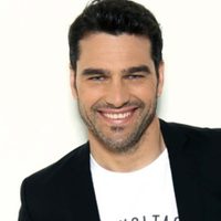 ¡Dos gotas de agua! El hijo de Hernán Drago se animó al modelaje. ¿Sigue el mismo camino?