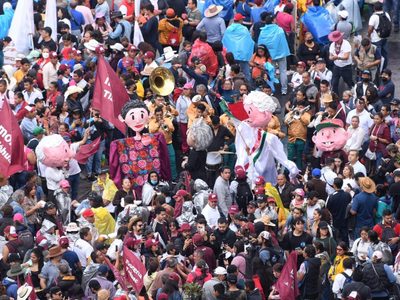 Tamboras, mariachis, batucadas… así se vivió el festejo por la expropiación petrolera