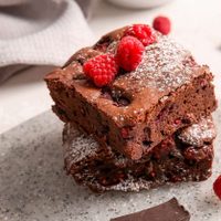 Brownies de avena, sin harina, sin azúcar y súper esponjosos: una receta fácil que vas a comer sin culpas