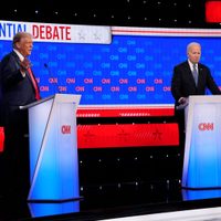 Vivimos en un nido de ratas por las políticas migratorias estúpidas de Biden: Trump