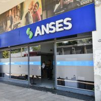 ANSES: quiénes cobran hoy, 22 de junio, el IFE, jubilaciones y AUH