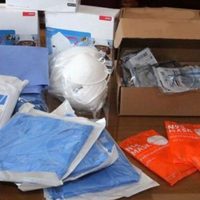 La UNAM entrega 4 mil 500 kits de protección a médicos del Hospital 'Dr. Eduardo Liceaga”