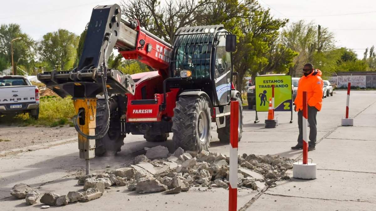 Nuevas obras para Zapala, así lo anunció Carlos Koopmann. Fuente: (Twitter)