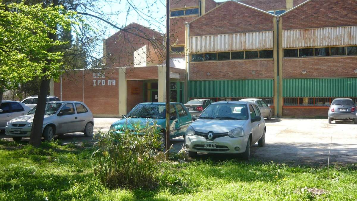 Actualmente sólo el 10% asiste a clases. Fuente (Facebook).