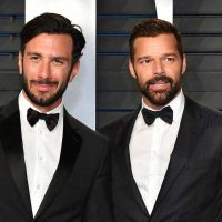 ¿Traición? Pillan a Jwam Yosef en una paradisiaca isla con dos hombres y ¡ninguno es Ricky Martin!