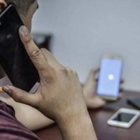 Proponen crear una línea telefónica gratuita para denunciar irregularidades en las escuelas