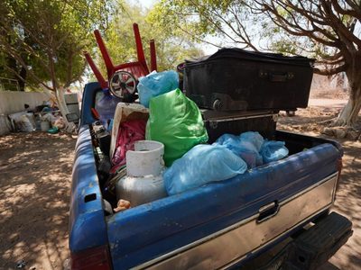 Violencia del crimen organizado desplazó a unas 100 personas en comunidad de Apatzingán