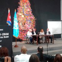 Entregan Premio UNESCO-UNAM a Casa de las Américas en La Habana