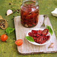 Tomates confitados: disfrutalos caseros, más naturales y con posibilidad de guardarlos hasta por un año