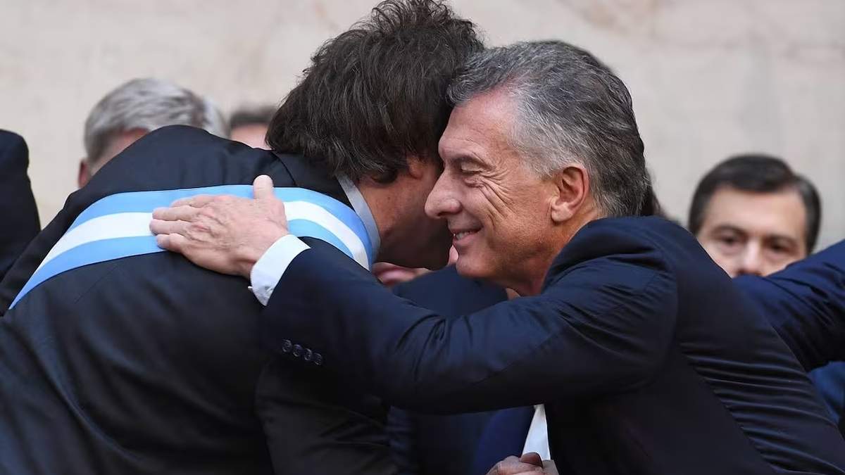 Mauricio Macri respaldó a Javier Milei.