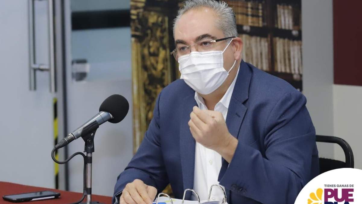 El secretario de Salud de Puebla Antonio Martínez García