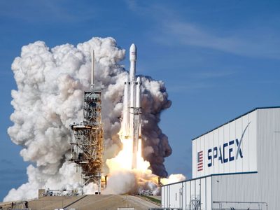 Salida a bolsa de SpaceX sería la mayor de la historia y podría convertir a Elon Musk en billonario