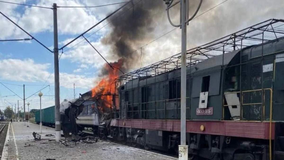 Drones rusos atacan estación de tren en Ucrania; dejan al menos un muerto y decenas de heridos