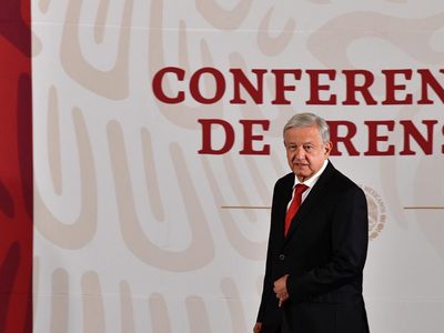 Los 'servidores de la nación” ya no portarán chaleco con mi nombre, dice AMLO