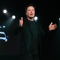 Expresidente ejecutivo de Twitter demanda a Elon Musk por 20 mdd