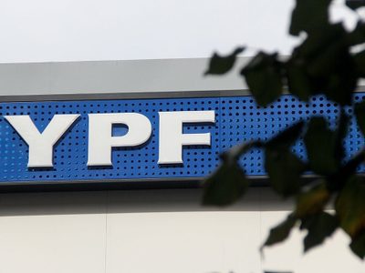 YPF subastará más de 30 vehículos de su flota