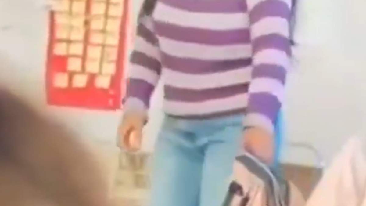 Pusieron una "cámara oculta" y descubrieron que su maestra les estaba robando