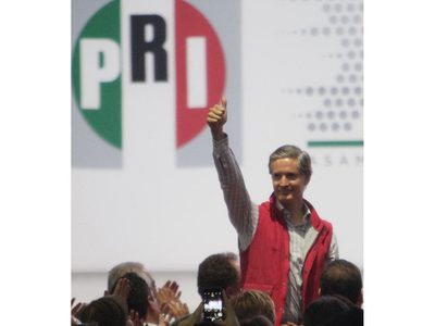 PRI expulsa a Alfredo del Mazo por “traición” al pactar la entrega del Edomex a Morena