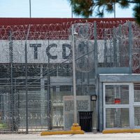 Activistas: Centro de detención en Nuevo México predispone al rechazo de solicitantes de asilo