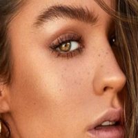 Las sentadillas de Sommer Ray desde el mejor ángulo: ¡Cómo baja!