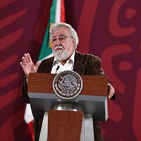 AMLO defendió el trabajo de Alejandro Encinas al frente de la investigación del caso Ayotzinapa