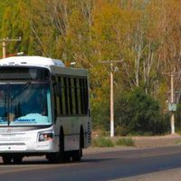 El Concejo Deliberante de Centenario aprobó nuevos aumentos en transporte y combustibles