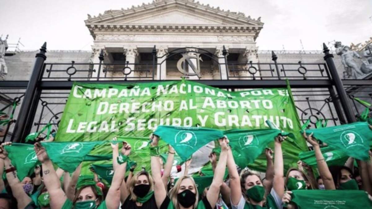 Las verdes están convocadas a salir a las calles para meter presión