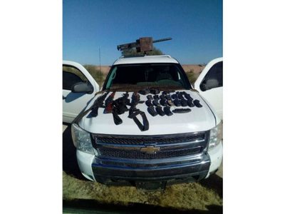 Con apoyo de pistoleros, tío de Pavlovich continúa saqueo de minerales, denuncian ejidatarios