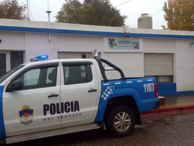 Secuestraron más de medio kilo de drogas, dinero, 16 chivitos y demoraron a 6 personas