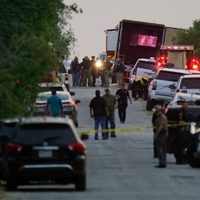 Texas: Hombre se declara culpable de tráfico de personas en caso de 53 migrantes muertos en camión