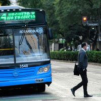Anuncian un paro de colectivos en Rosario "por tiempo indeterminado"