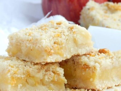 Sin harina y sin azúcar: hacé estos riquísimos cuadrados de manzana y coco en solo 30 minutos