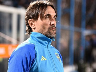 Se preocupa Martínez: el técnico de la Serie A que sonó en Boca y se quedó sin club