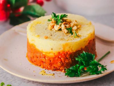 Rendidor y con pocos ingredientes: la receta del pastel vegetariano que vas a querer comer todo el invierno