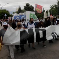 Neuquén Capital: varias organizaciones marcharon en contra del FMI