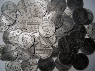 ¿Monedas con el rostro de AMLO? Esto cuestan y así las comercializan