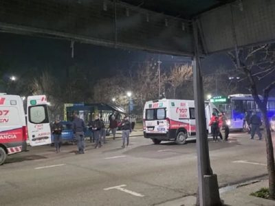 La fiscalía investiga al joven que chocó una garita en pleno centro y le formularía cargos