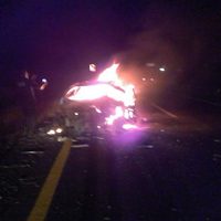 Mueren cuatro personas tras chocar e incendiarse auto en la Autopista de Occidente, en Michoacán