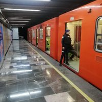 Suspenden a “oficial” de la SSC por realizar actos sexuales en un video dentro del Metro