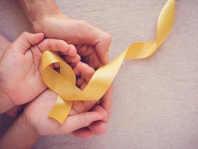 Presentan proyecto de ley para proteger a padres de niños con cáncer