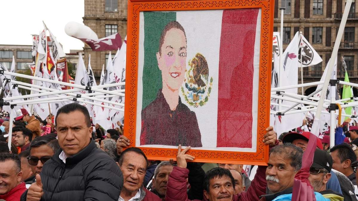 Asistentes al informe de Claudia Sheinbaum